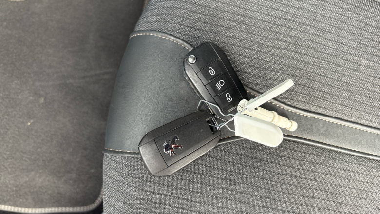 Peugeot 5008 1.5 BlueHDi GT Line 5dr Diesel Estate